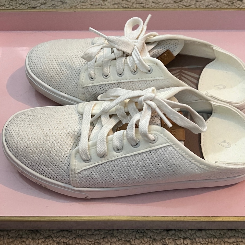OluKai Sneakers 🏝️☀️
